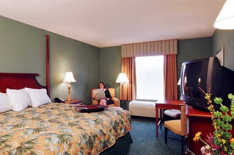 汉普顿酒店及套房塔拉哈西i-10托马斯维尔路 客房 照片